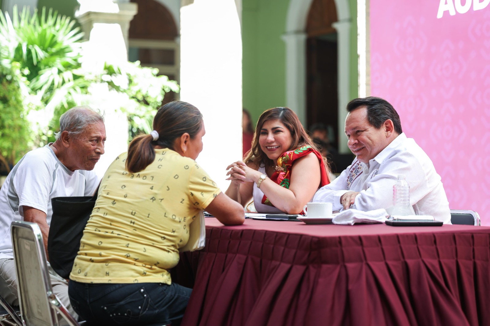 Encabeza Gobernador Joaquín Díaz Mena Audiencias con el Pueblo