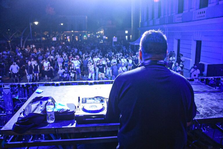 fa5d87bd-f9a6-4e12-bfa9-9ba060c303cf