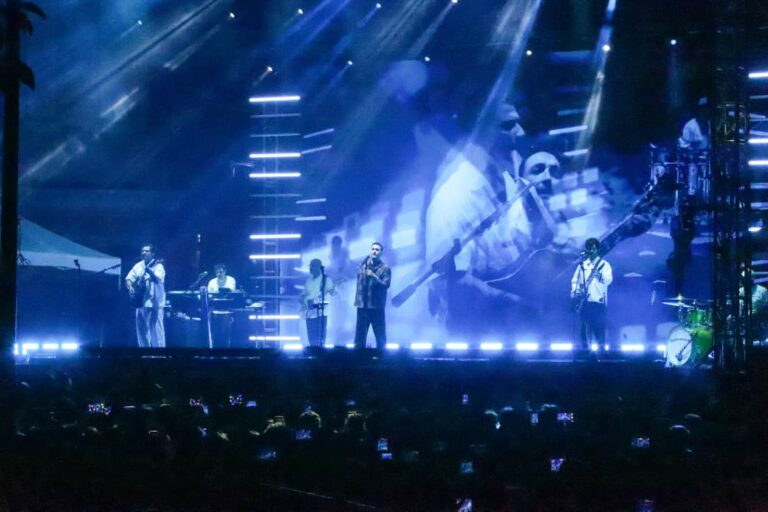 725b3202-22b3-43e7-b836-3537674a6b45